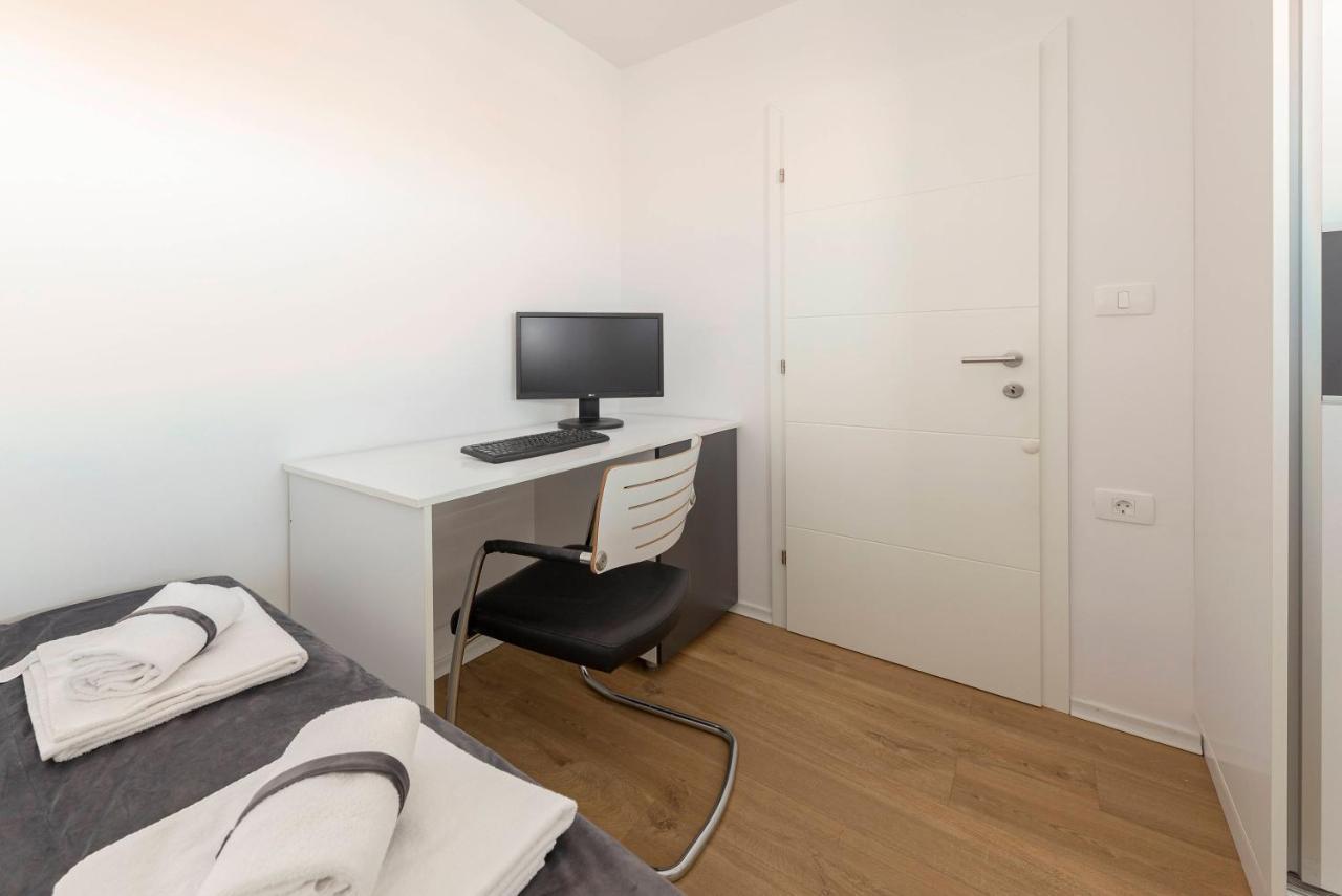 Apartments Era Ankaran Kültér fotó